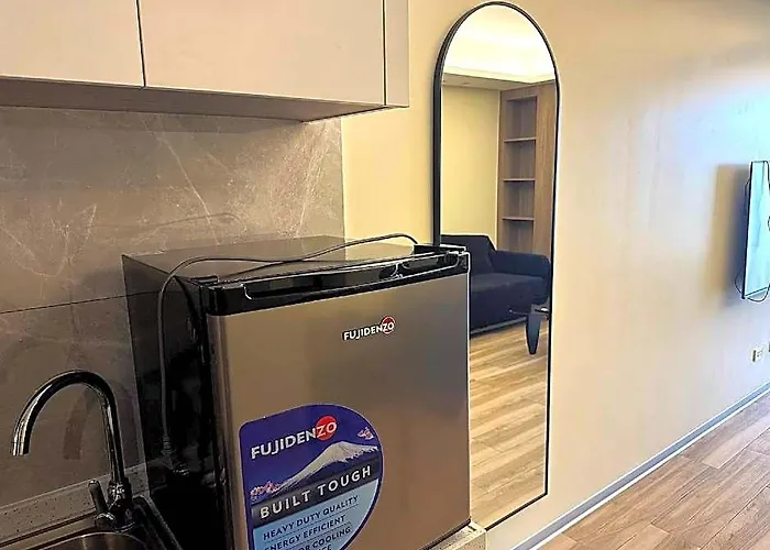 Lcondotel Units At Imperial Plaza Near Moa Paranaque City